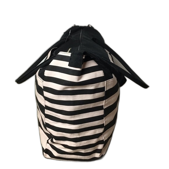 Victoria’s Secret Weekender Bag XL, & Small Zip Bag New - Picture 4 of 8